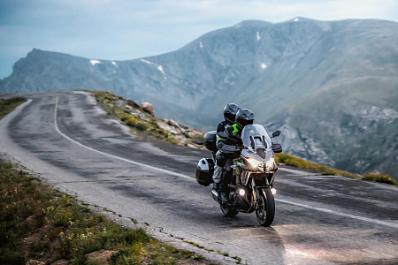 Мотоцикл Kawasaki Versys 1100 SE